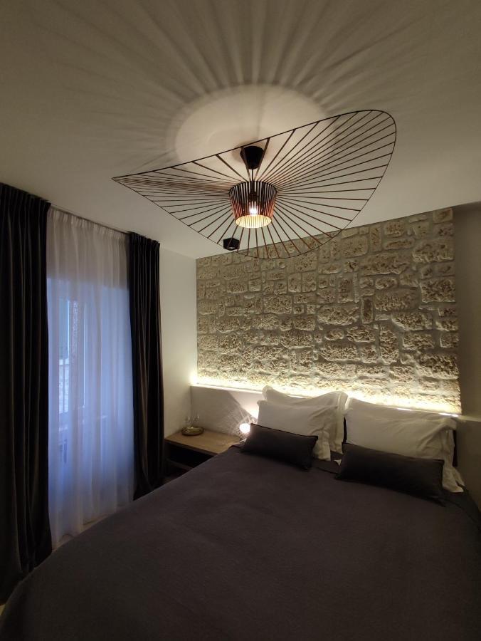 St. Clara Old Town Aparthotel Σίμπενικ Εξωτερικό φωτογραφία